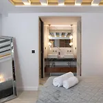 Kantoni Luxury Suites